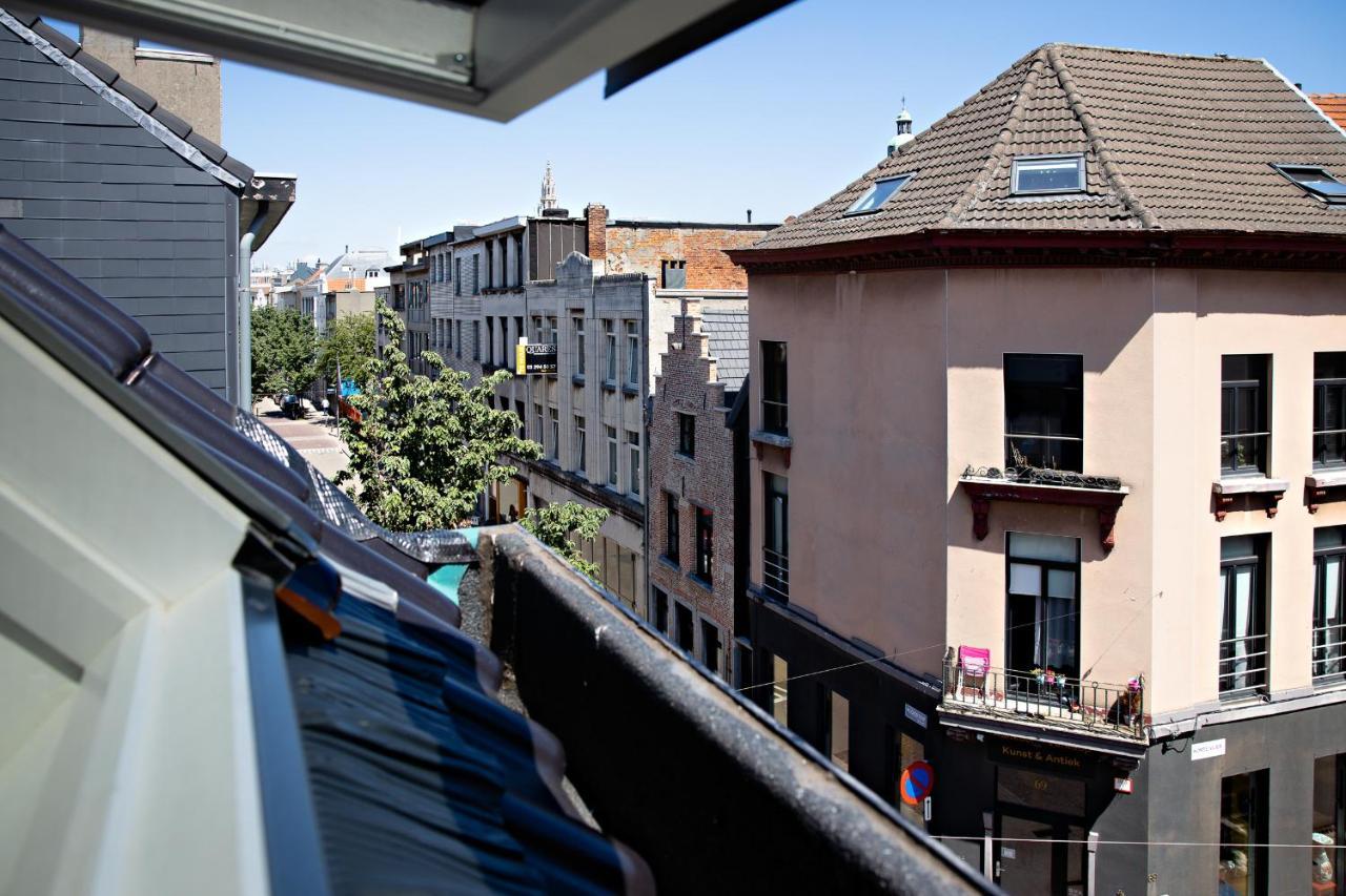 Luxury Suites Ambassador Anversa Esterno foto